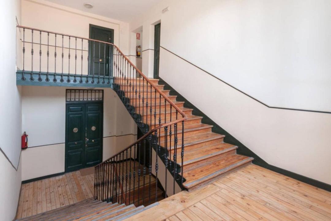 Cozy One-Bedroom Penthhouse La Latina Madrid Buitenkant foto